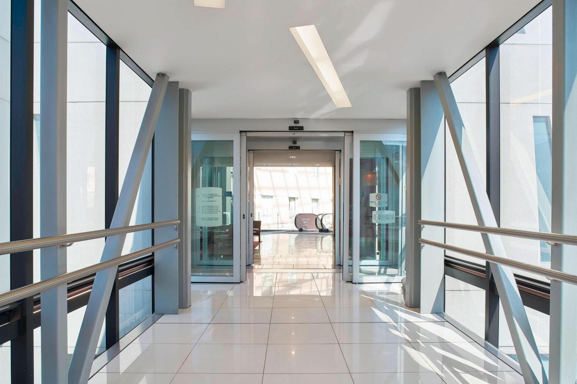 Courtyard By Marriott Mexico City Airport Екстериор снимка