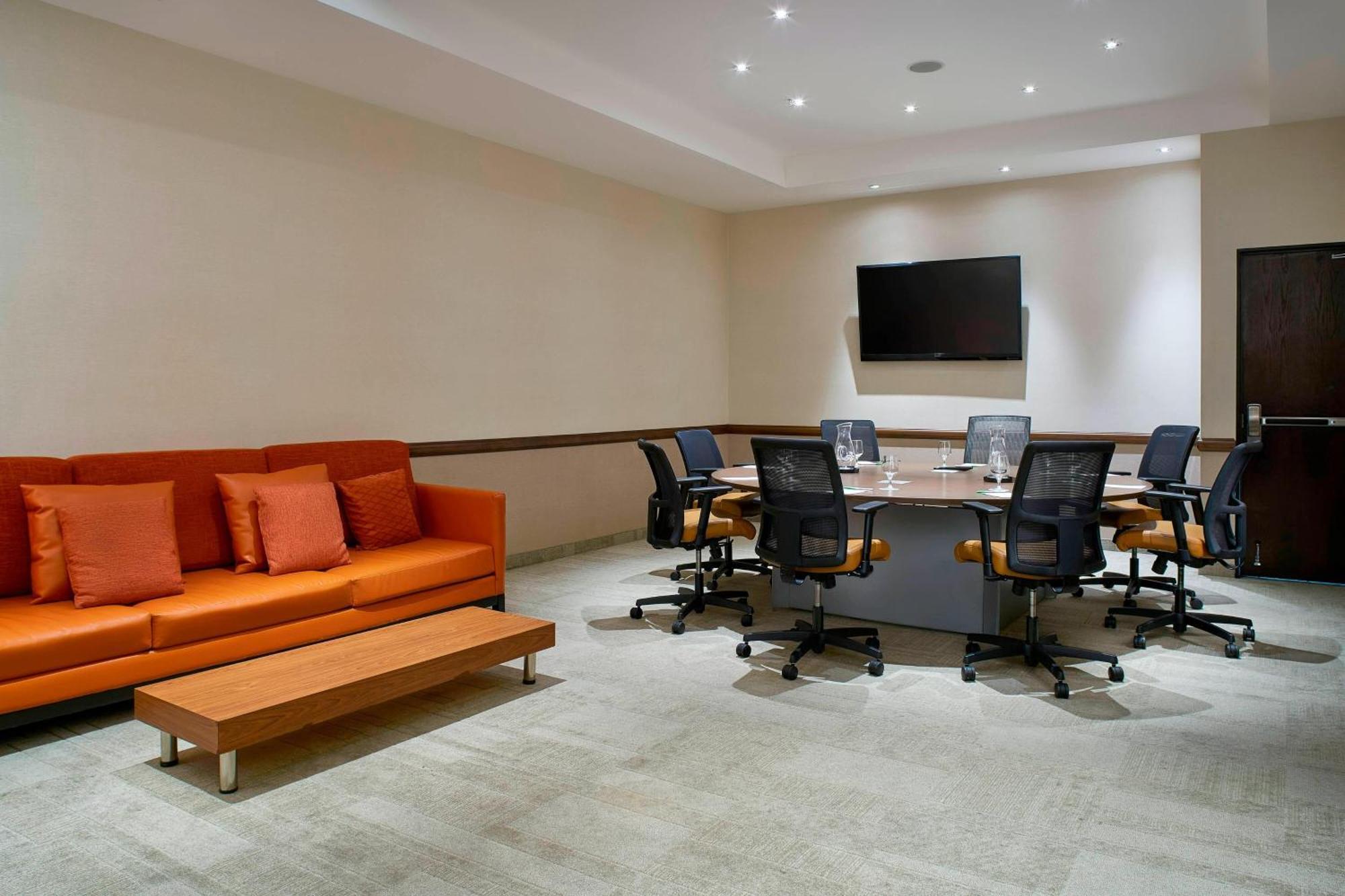 Courtyard By Marriott Mexico City Airport Екстериор снимка